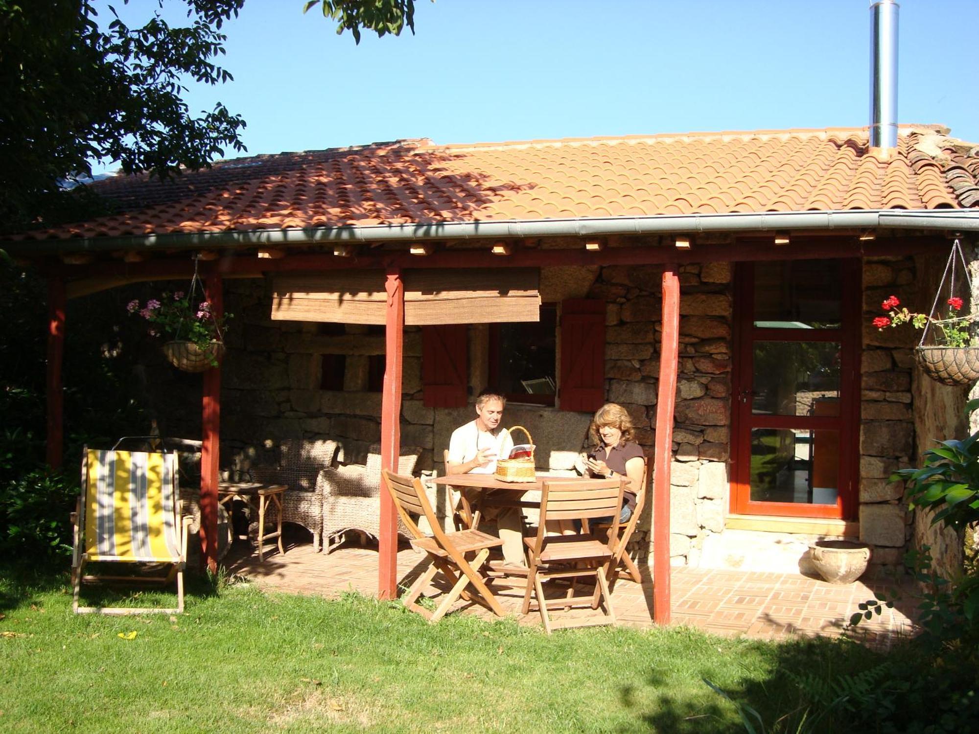 Gasthaus A Casa Da Eira Cerreda Exterior foto